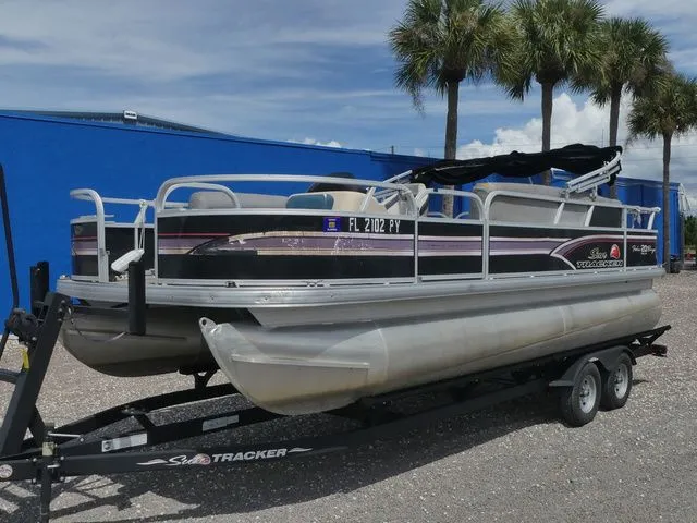 The Image of Sun Tracker Fishin' Barge 20 DLX 2015 - 1