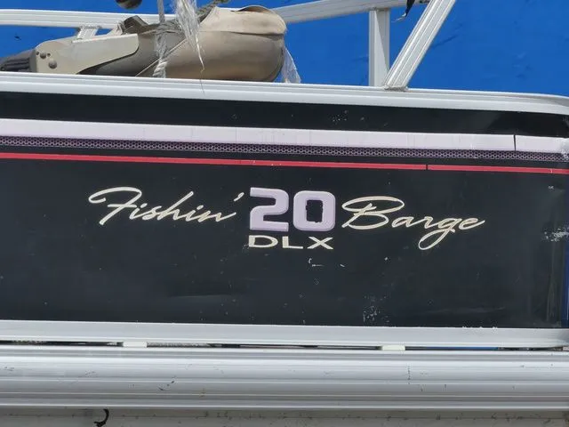 Slide: The Image of Sun Tracker Fishin' Barge 20 DLX 2015 - 9