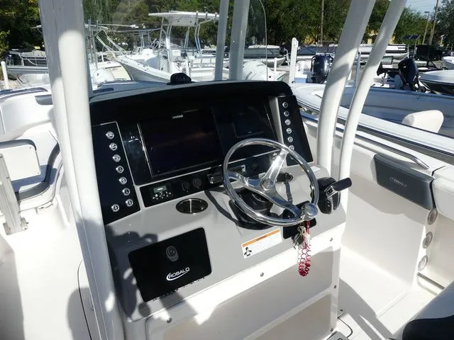 Slide: The Image of Robalo R242EX 2021 - 12