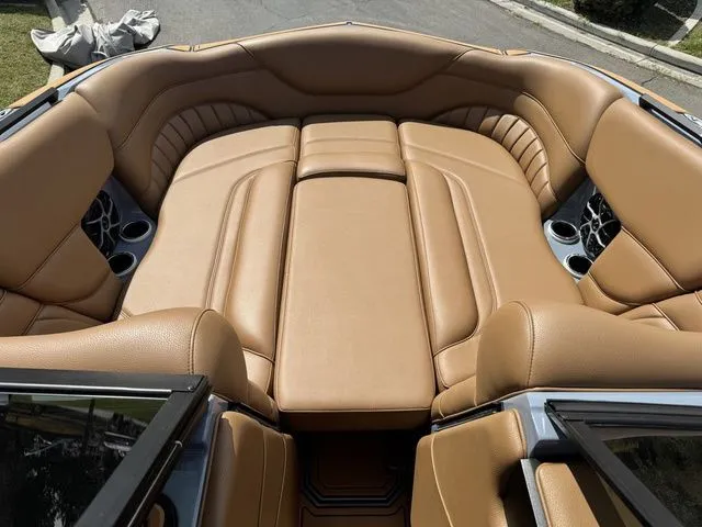 Slide: The Image of MB Sports B52 25 Alpha 2024 - 13