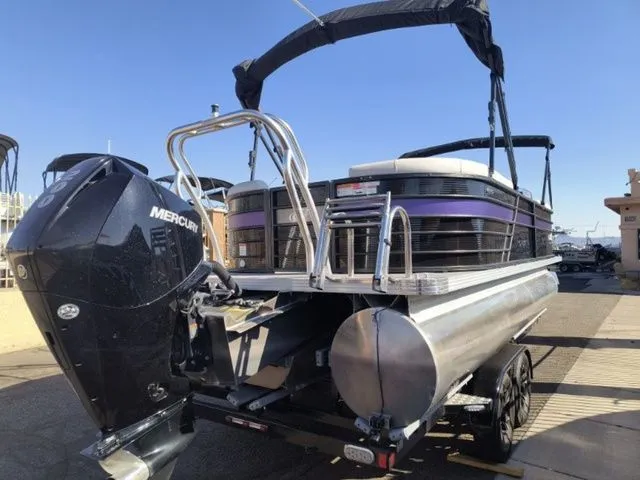 Slide: The Image of Crest Classic DLX 220 SLC 2022 - 5