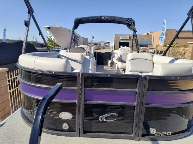 Slide: The Image of Crest Classic DLX 220 SLC 2022 - 6