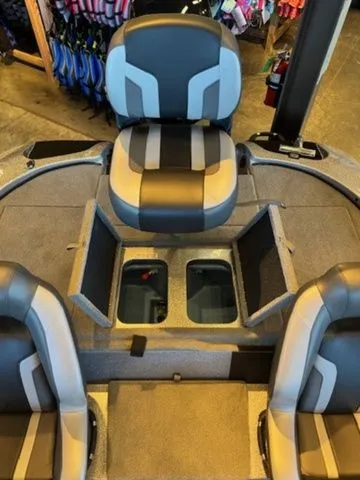 Slide: The Image of Nitro Z18 2026 - 18