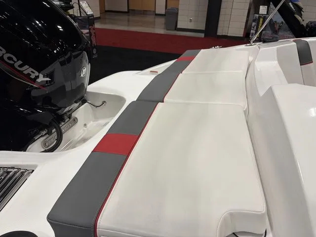 Slide: The Image of Tahoe T16 2026 - 10