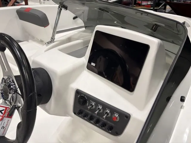 Slide: The Image of Tahoe T16 2026 - 16