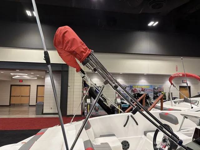 Slide: The Image of Tahoe T16 2026 - 6