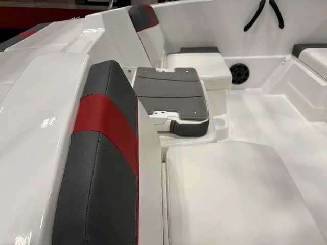 Slide: The Image of Tahoe T16 2026 - 9