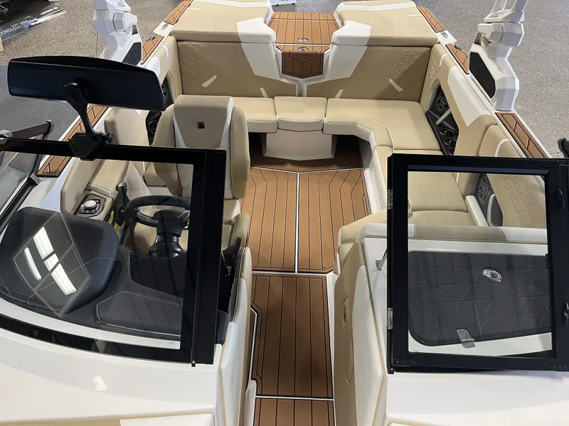 Slide: The Image of Nautique Super Air Nautique GS20 2026 - 15