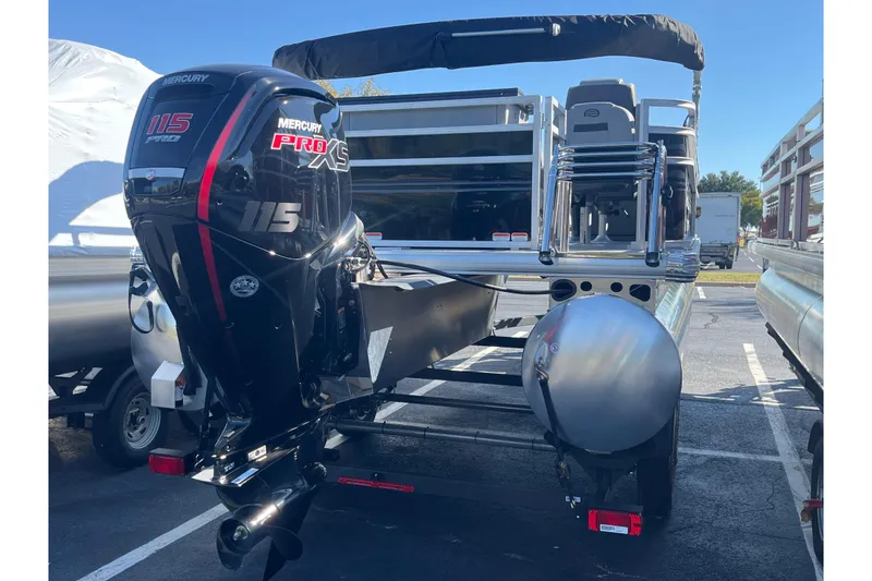 Slide: The Image of 2026 Sun Tracker SportFish 20 DLX pontoon boat with Mercury 115 Pro XS engine. - 70