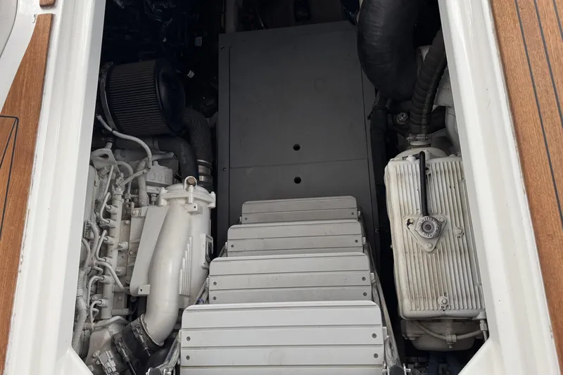 Slide: The Image of Meridian 441 Sedan 2016 - 82