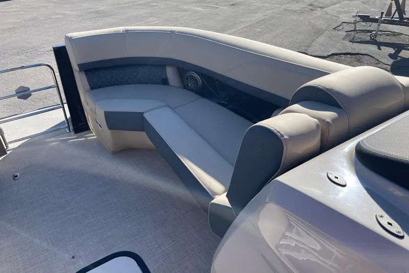 Slide: The Image of 2026 Harris Grand Mariner 230 SL boat interior with luxurious seating and modern design. - 4