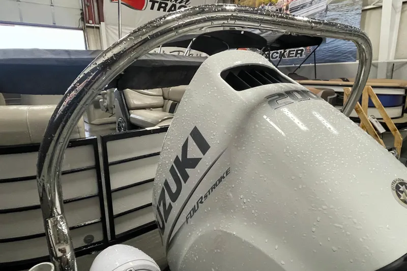 Slide: The Image of Close-up of South Bay 523E 2.75 emblem on a 2020 model. - 5