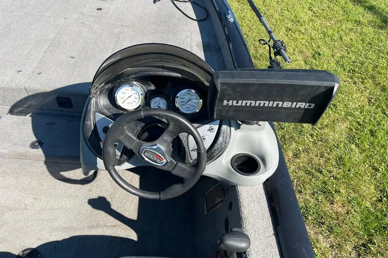 Slide: The Image of 2008 Tracker Pro Team 175 TXW boat dashboard with Humminbird fish finder. - 12