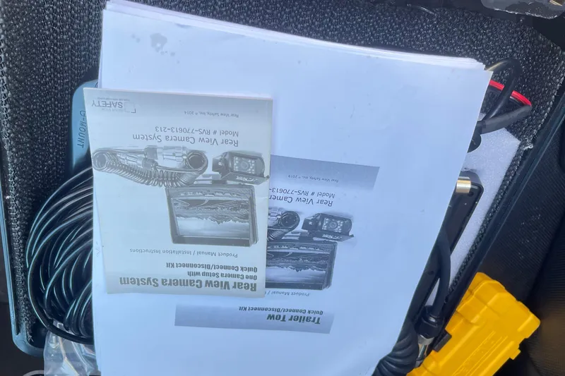 Slide: The Image of Manuals and cables for rear view camera system, Zodiac Open 7 NEO, 2018 model. - 31