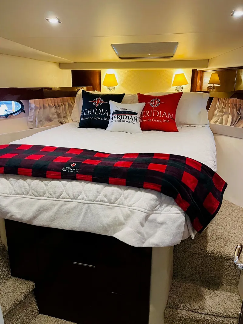 Slide: The Image of Regal 42 Sport Coupe 2014 - 9