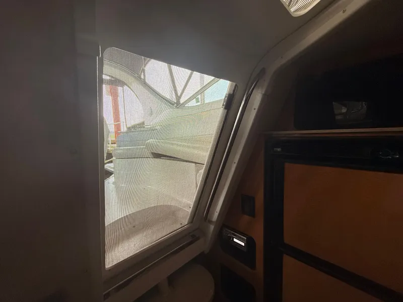 Slide: The Image of Larson CABRIO 2018 - 11