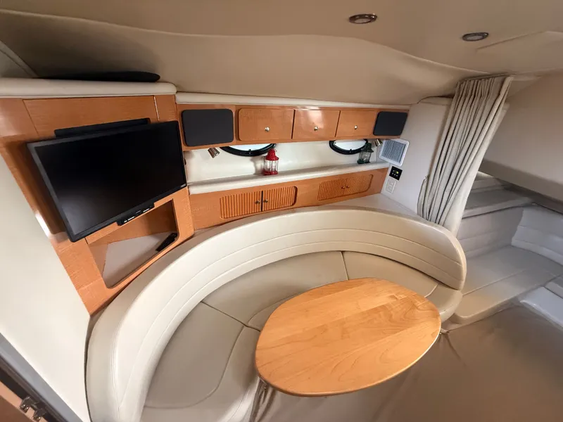 Slide: The Image of Larson CABRIO 2018 - 16