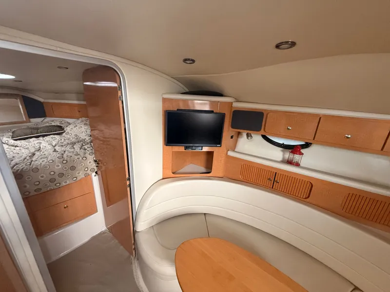 Slide: The Image of Larson CABRIO 2018 - 17