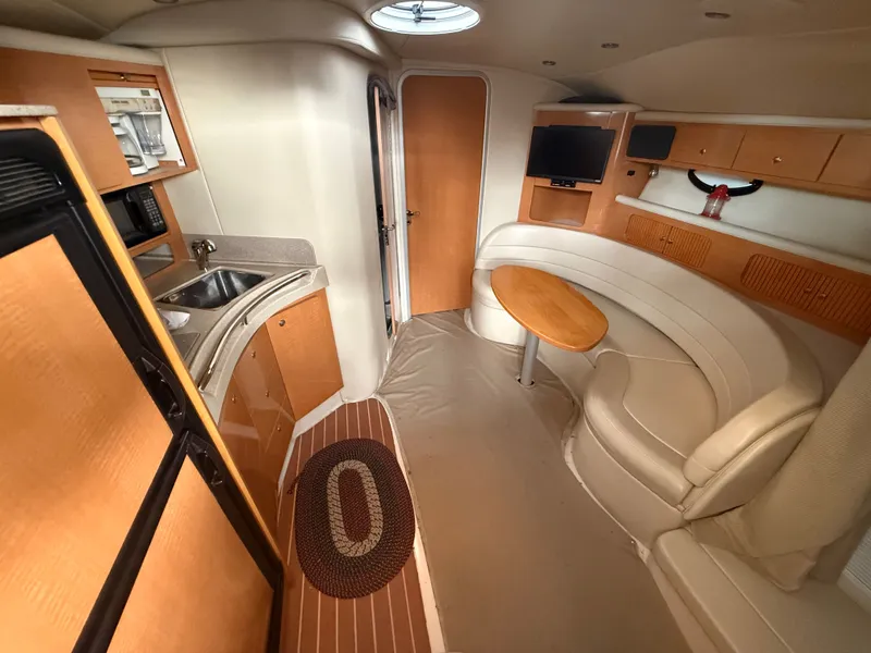 Slide: The Image of Larson CABRIO 2018 - 6