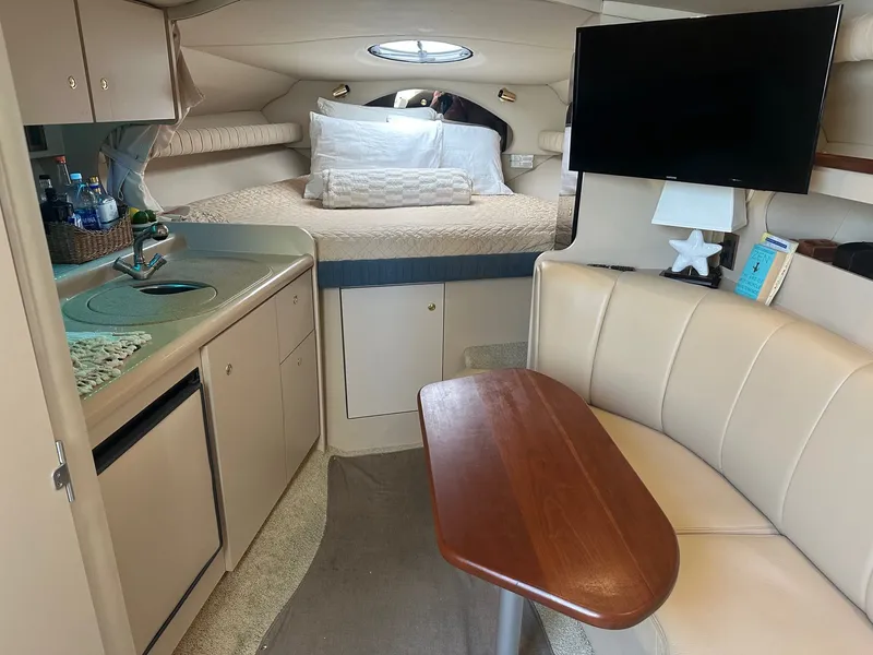 Slide: The Image of Cruisers Yachts 3075 Express 2000 - 5