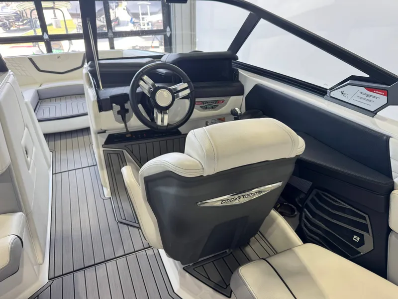 Slide: The Image of Nautique Super Air Nautique G25 2022 - 24