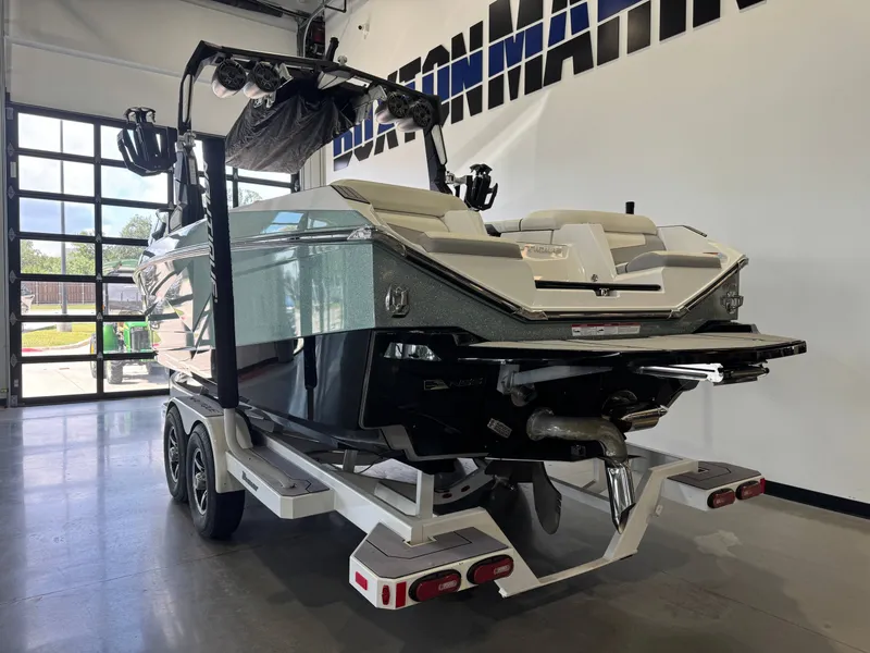 Slide: The Image of Nautique Super Air Nautique G25 2022 - 5