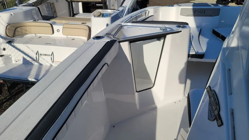 Slide: The Image of Yamaha 255 FSH Sport H 2026 - 11