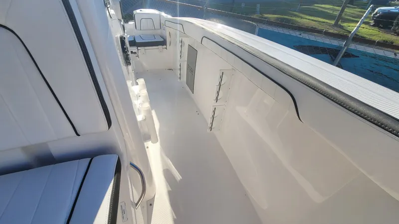 Slide: The Image of Yamaha 255 FSH Sport H 2026 - 16