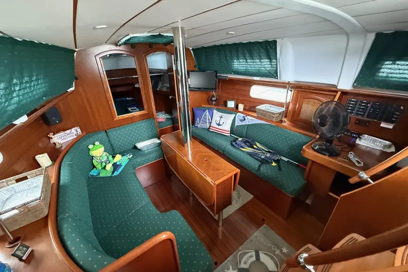 Slide: The Image of Beneteau Oceanis 36 CC - 7