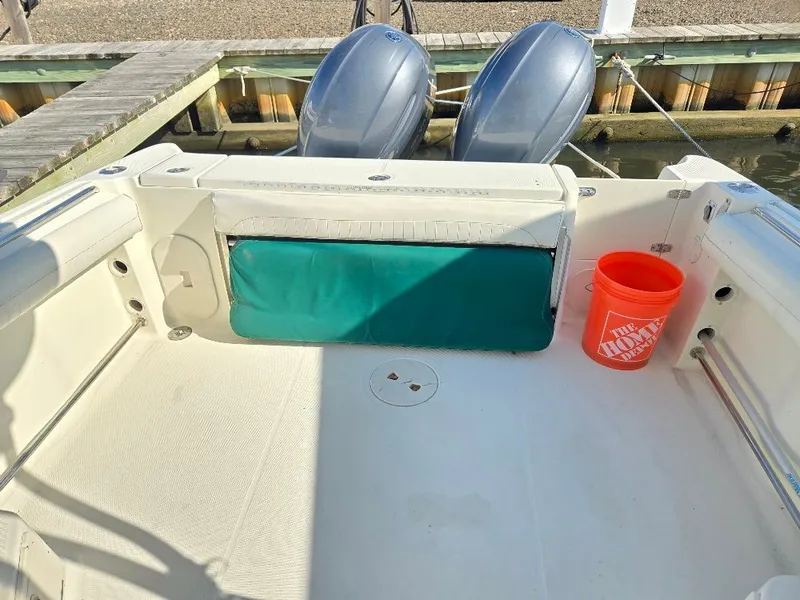 Slide: The Image of Hydra-Sports Vector 2500 VX 2005 - 6