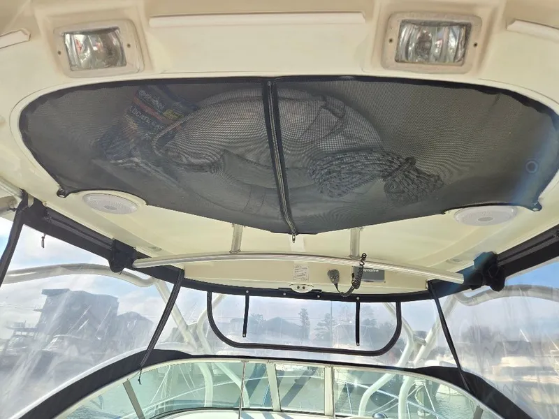 Slide: The Image of Hydra-Sports Vector 2500 VX 2005 - 7