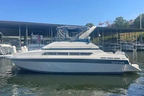 The Image of Carver Yachts 380 Santego 1990 - undefined