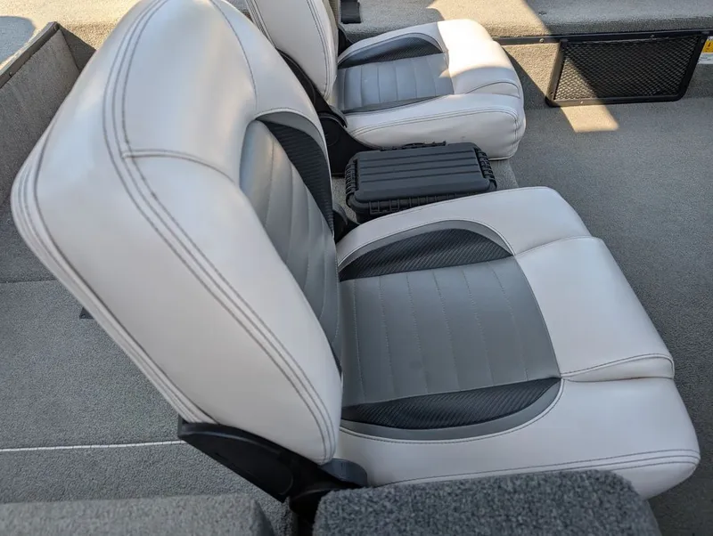 Slide: The Image of Crestliner Crappie 17 2009 - 13