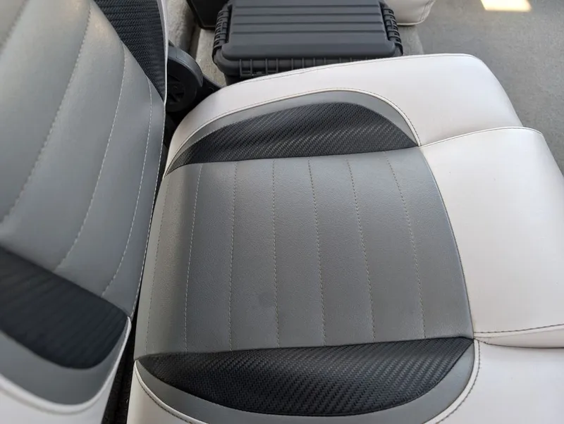 Slide: The Image of Crestliner Crappie 17 2009 - 15