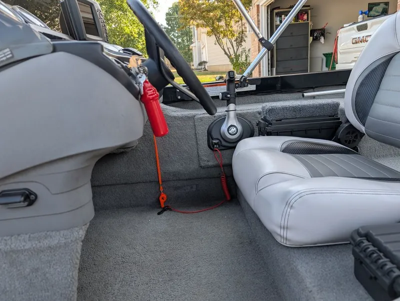 Slide: The Image of Crestliner Crappie 17 2009 - 18