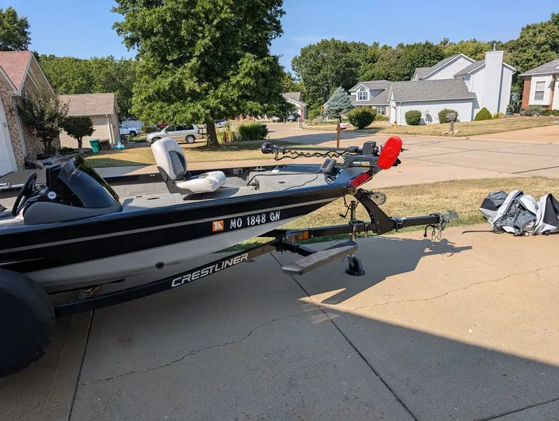 Slide: The Image of Crestliner Crappie 17 2009 - 2