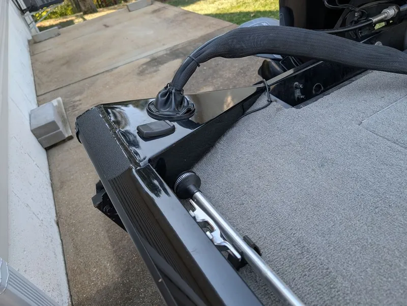 Slide: The Image of Crestliner Crappie 17 2009 - 31