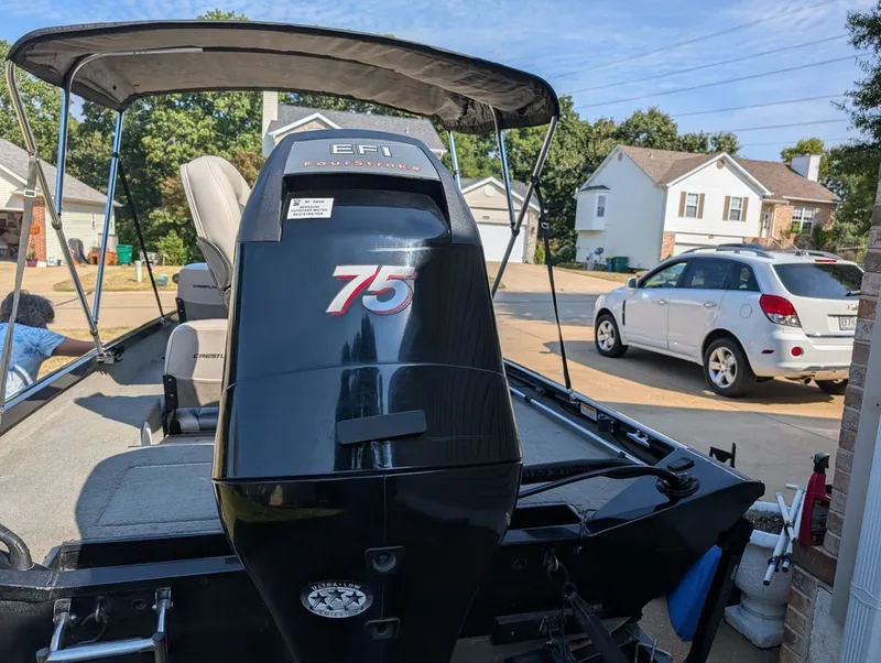 Slide: The Image of Crestliner Crappie 17 2009 - 35