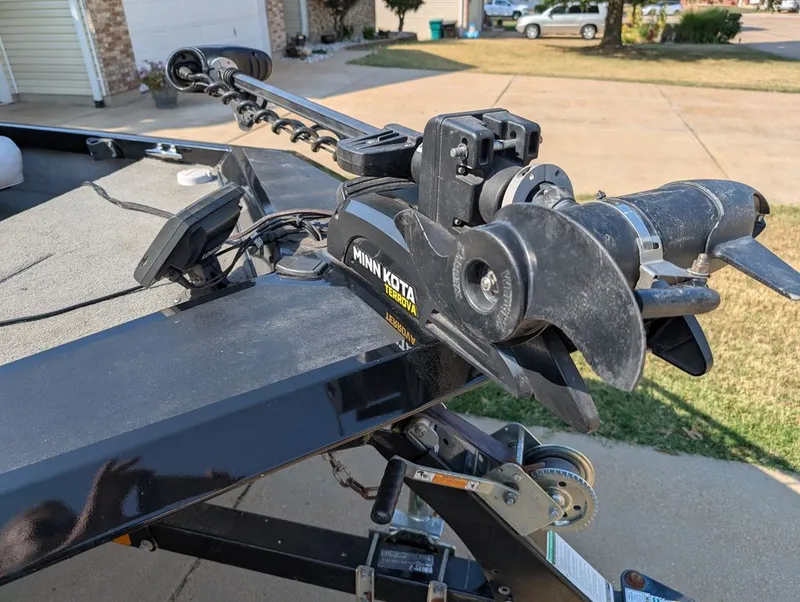 Slide: The Image of Crestliner Crappie 17 2009 - 56