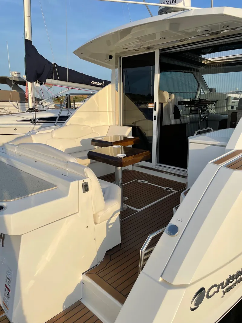 Slide: The Image of Cruisers Yachts 41 Cantius 2012 - 56