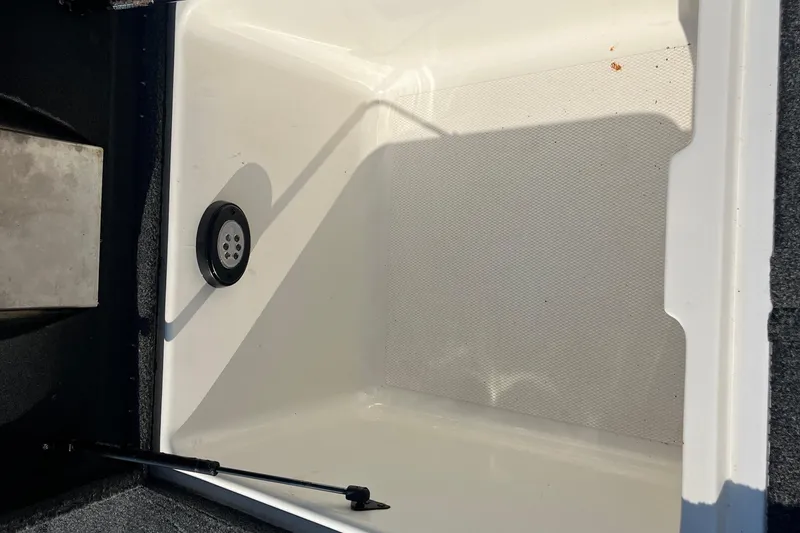 Slide: The Image of Steering console of a 2015 Nitro Z-8 boat with Lowrance GPS and gauges. - 28