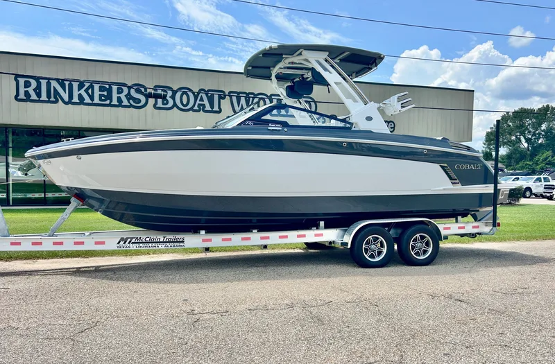 The Image of Cobalt R8 Surf 2026 - 1