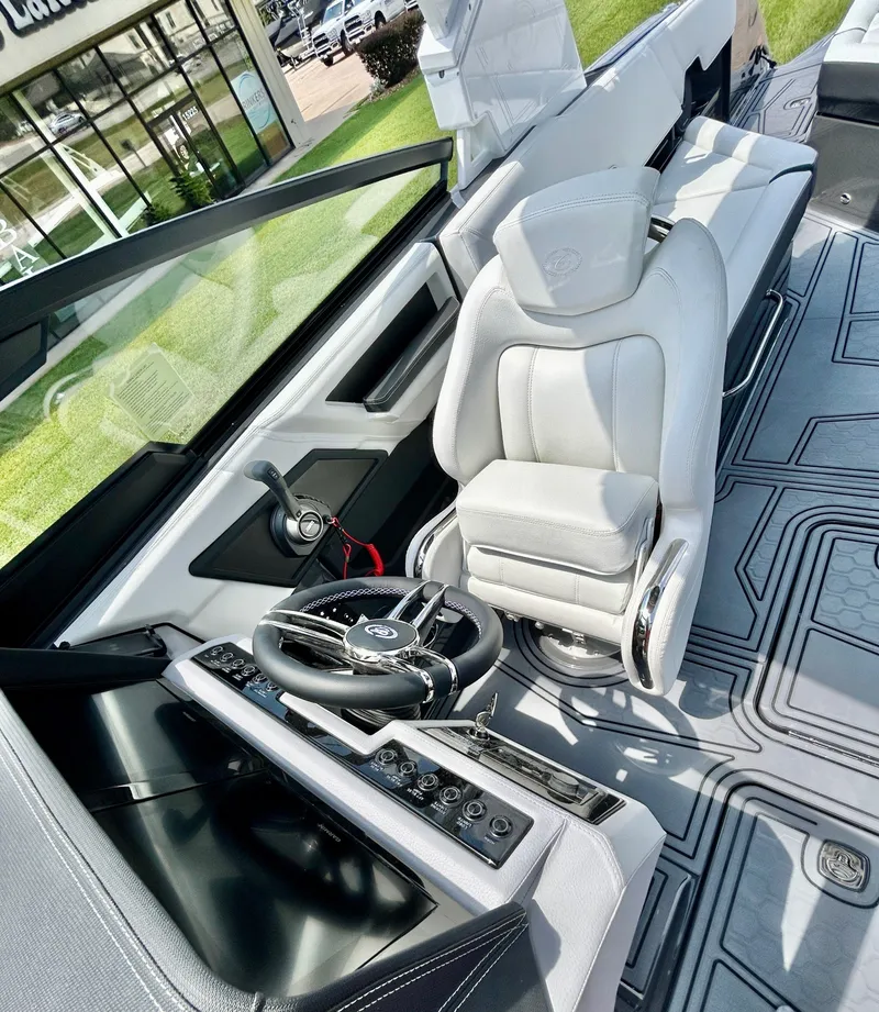 Slide: The Image of Cobalt R8 Surf 2026 - 26