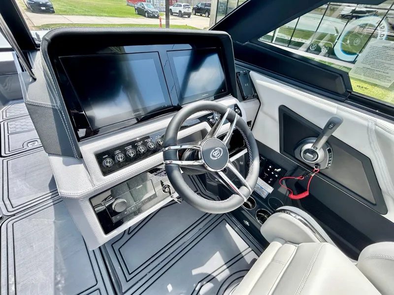 Slide: The Image of Cobalt R8 Surf 2026 - 29