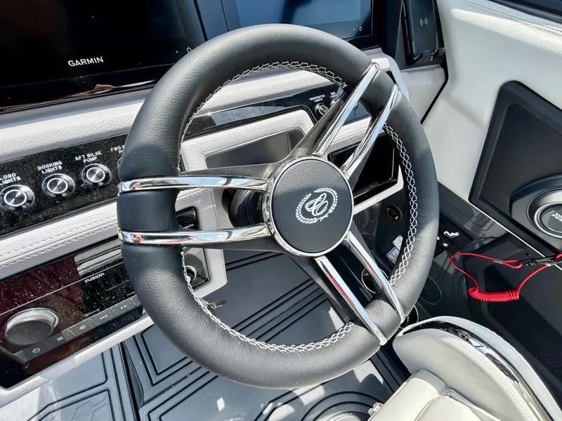 Slide: The Image of Cobalt R8 Surf 2026 - 30