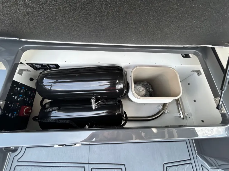 Slide: The Image of Cobalt R8 Surf 2026 - 56