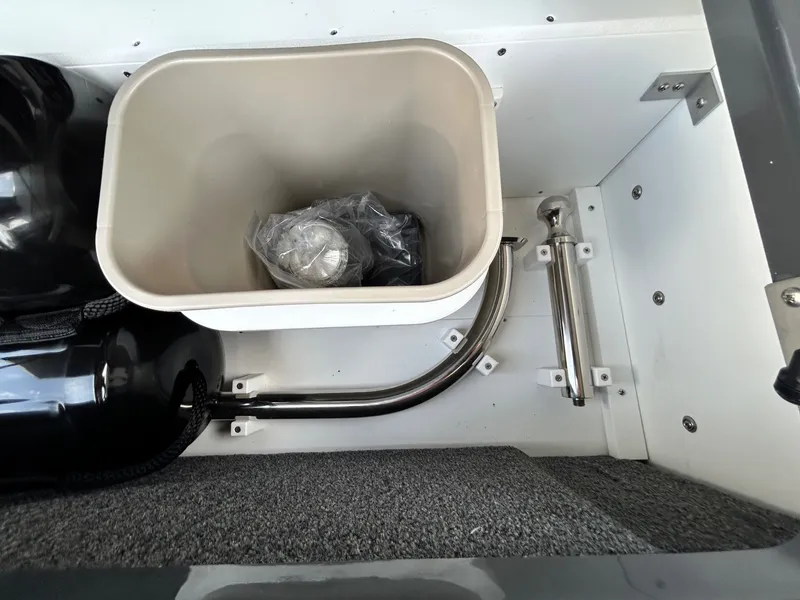 Slide: The Image of Cobalt R8 Surf 2026 - 58