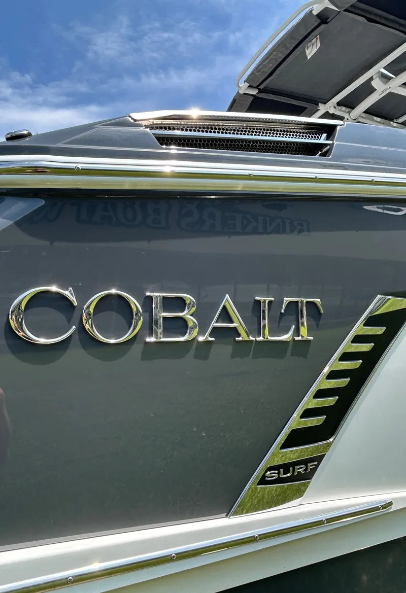 Slide: The Image of Cobalt R8 Surf 2026 - 6