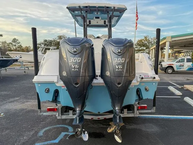 Slide: The Image of Sea Fox 288 Commander 2025 - 6