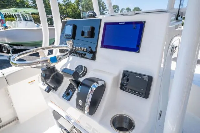 Slide: The Image of Sea Pro 225 Sandbar 2025 - 15